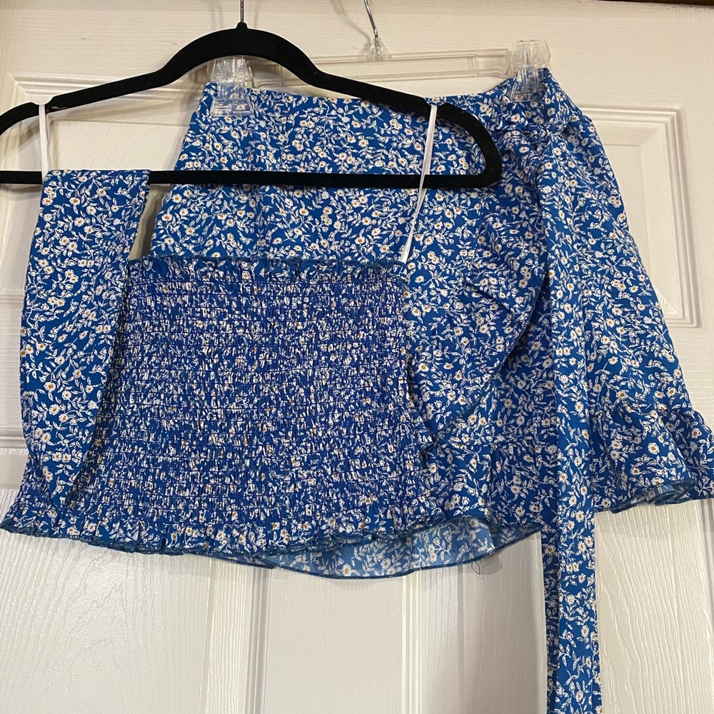 SHEIN 3 piece skirt. Tube top and tie set